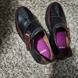 Womens Black and Brown Shoes